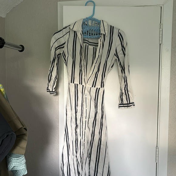 Zara MIDI striped dress - Picture 1 of 4